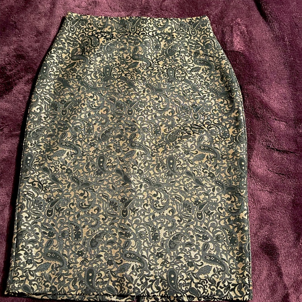 Holiday straight skirt